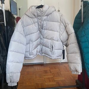 BRAND NEW cropped puffer jacket